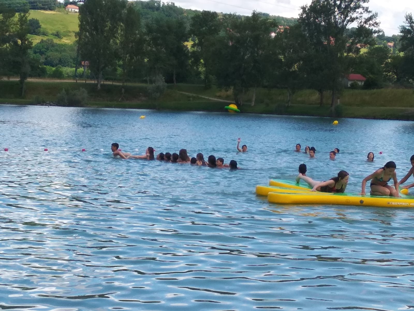 Sortie des élèves de 4e et de 5e Slovaquie au lac de Romagnieu